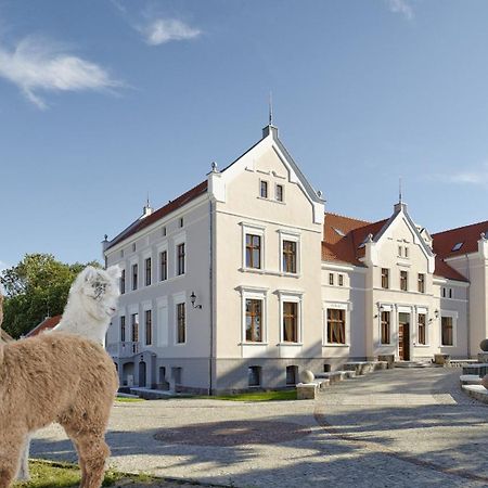 Palac Mortegi Hotel & Spa- Restauracja Szlachecka, Spa, Basen, Sauny, Jazda Konna, Mini Zoo- Luksus, Relaks I Przyroda W Jednym! Lubawa Exterior photo